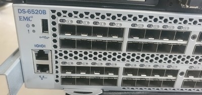 EMC DS-6520B 16 جيجابايت بروكيد 96 منفذ SAN سويتش 48 منفذًا نشطًا