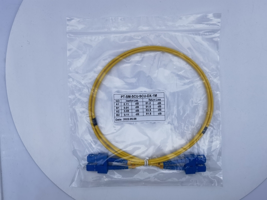 10 م SC UPC إلى SC UPC Patch Cord Duplex 3.0mm OFNR 9/125 وضع فردي