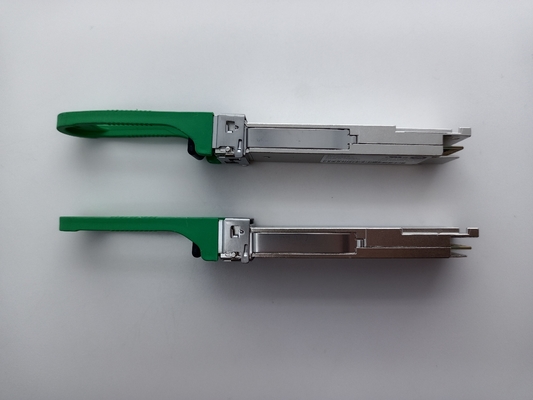 بروكيد 57-1000506-01 200G CWDM 2 كم Gen 7 ICL FC QSFP + الوحدة البصرية لجهاز الإرسال والاستقبال