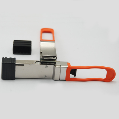 Finisar FTL410QD4C 40GBASE-SR4 / 10GBASE-SR 300 م QSFP + Gen4 اندلاع إلى 10GBASE-SR Ethernet