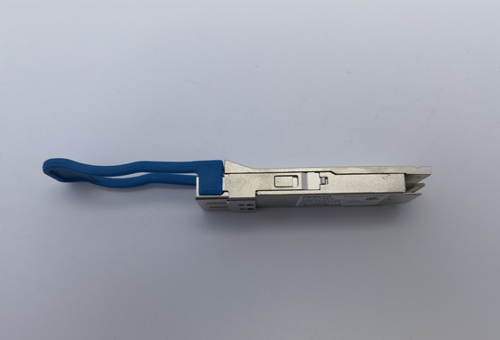 Finisar FTL4C1QE1L QSFP + وحدة الإرسال والاستقبال 40GBase-LR4 SM Fiber 1310nm 10km دوبلكس LC