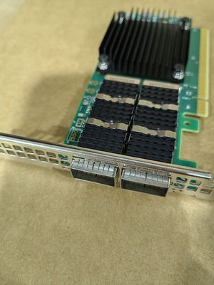 بطاقة محول شبكة Mellanox QSFP56 100GbE مزدوج الموانئ MCX623106AC-CDAT معدات الألياف الضوئية