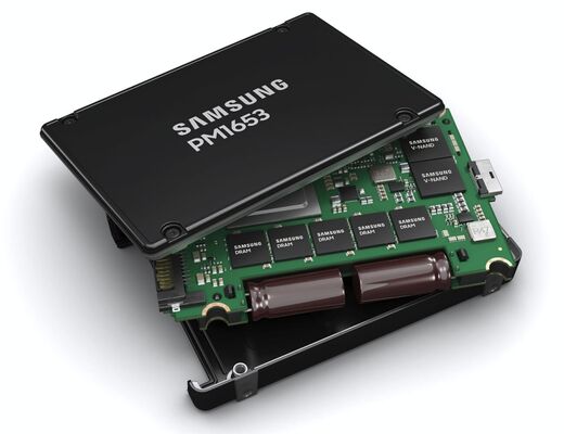 أصل سامسونج PM9A3 MZQL27T6HBLA-00A07 7.68TB SSD PCIe 4.0 6900MB/s محرك الأقراص الصلبة للشركة لـ HPC
