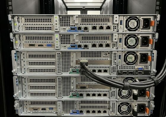 Mellanox MCX75310AAS-NEAT ConnectX-7 400Gb/s NDR InfiniBand Single Port OSFP PCIe 5.0 x16 بطاقة الشبكة لخادم الذكاء الاصطناعي