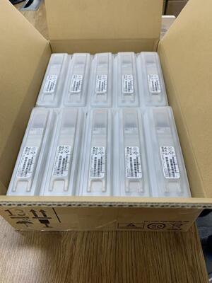 NVIDIA MMA4Z00-NS-FLT الأصلي 800GBASE-SR8 OSFP ناقل نقل منفذ مزدوج NDR InfiniBand 2x400G 50m Flat Top Optical Module